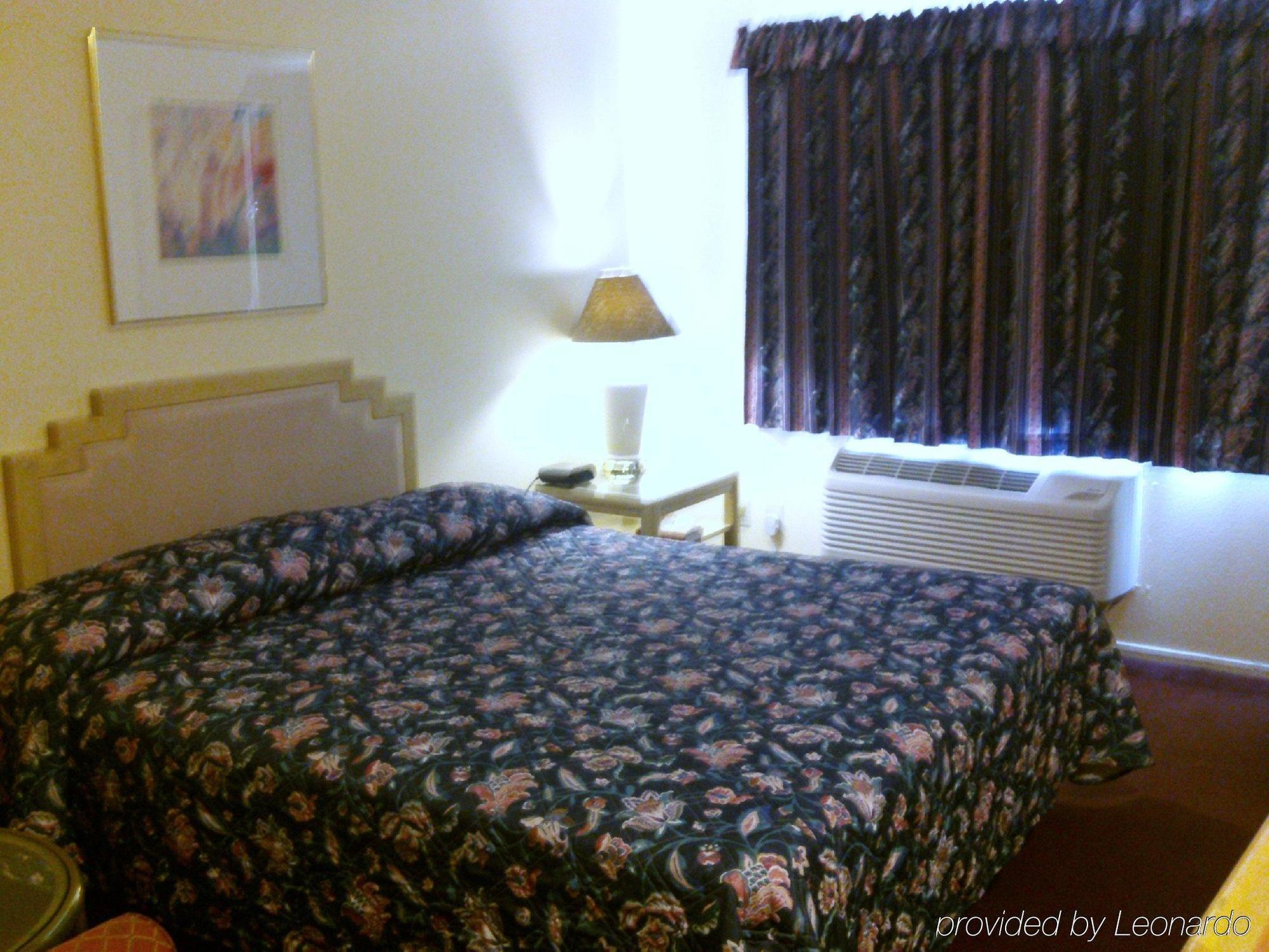 Sunstar Inn Los Banos Extérieur photo