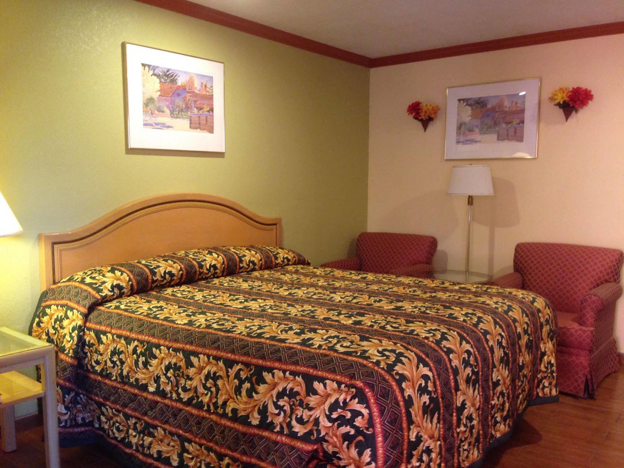 Sunstar Inn Los Banos Extérieur photo